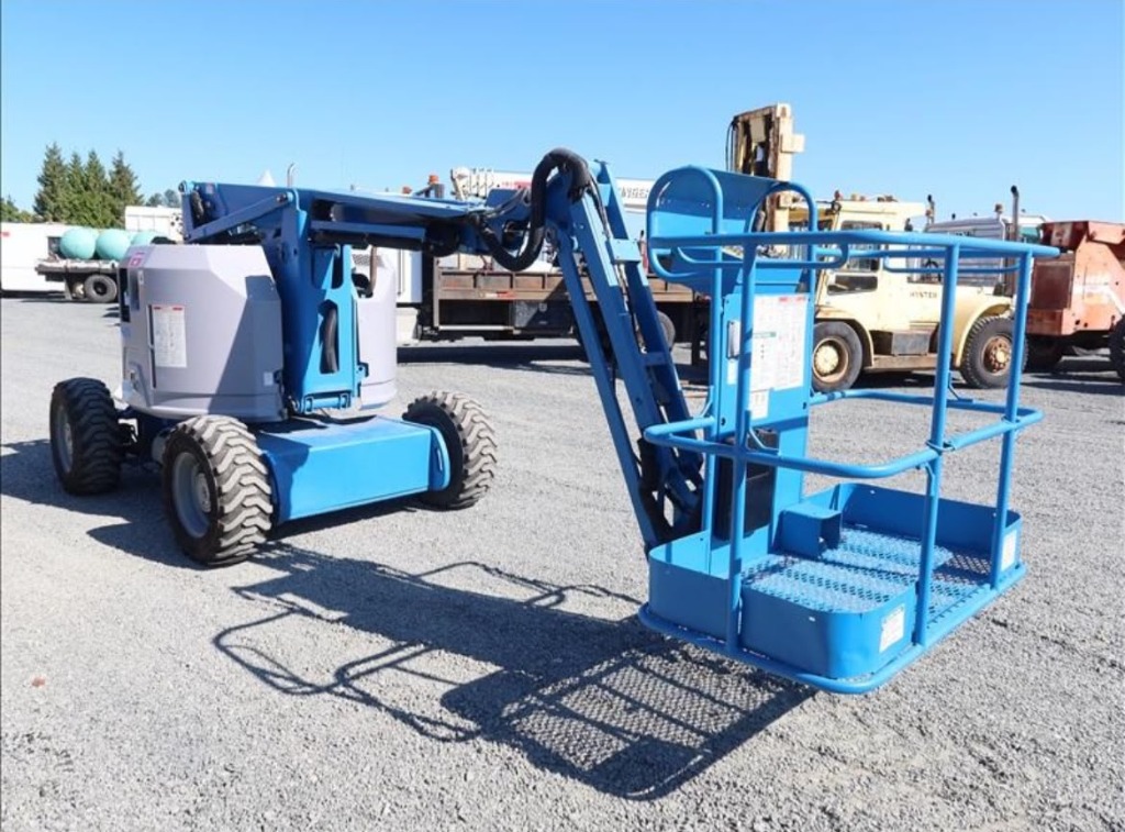 Articulating Boom Lift